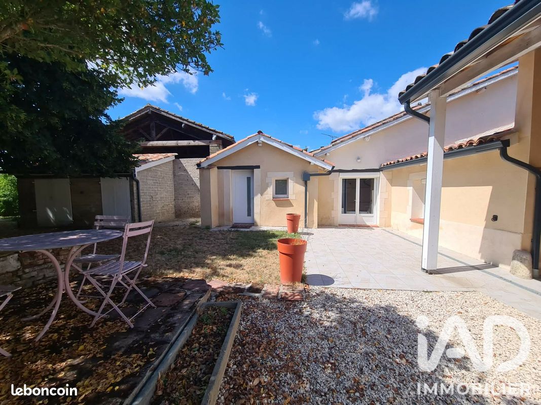 Maison 5 pièces 121 m² · à La Ville-Dieu-du-Temple · 121 m² · 208 000 €