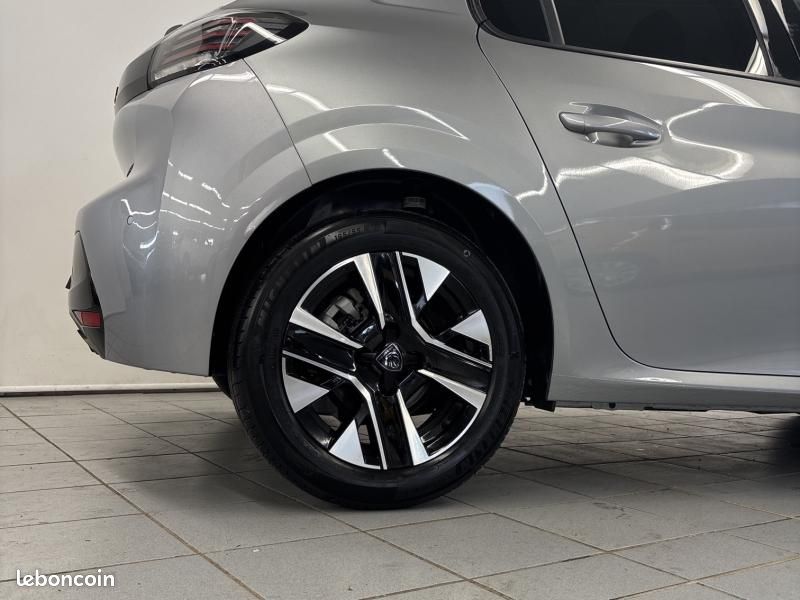 Peugeot 208 1.2 Hybrid 100ch Allure e-DCS6 (image 7)