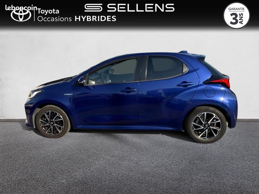 Toyota Yaris 116h Design 5p (image 3)