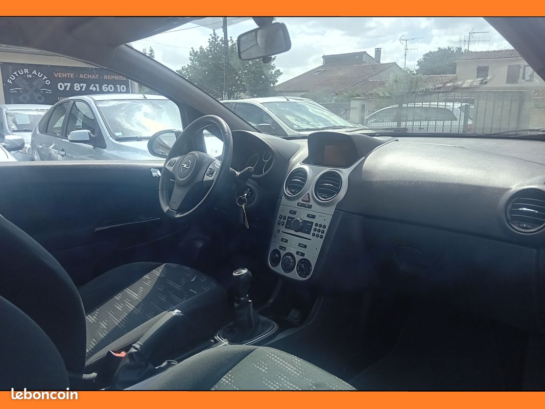 Opel Corsa D restylée 1.0i 12v 65cv Edition -04cv- 112 000 kms (image 5)
