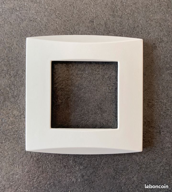 VG95328T14-15SN | Connecteur circulaire Clip isolé, 15 Contacts, Femelle, Amphenol Air LB | RS