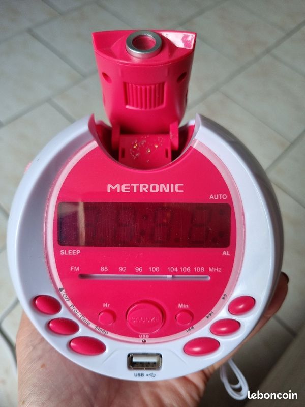 Radio réveil enfant avec projecteur plafond (image 1)