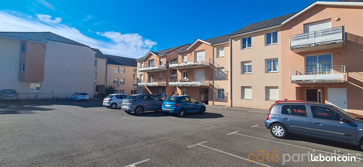Appartement 2 pièces 49 m² · à Luc-la-Primaube · 49 m² · 550 €/mois