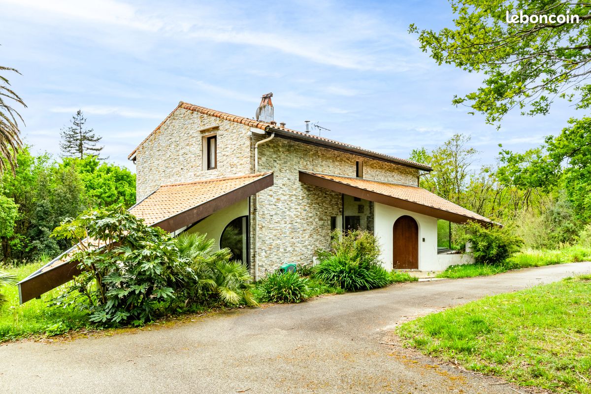 Maison 5 pièces 225 m² · à Urrugne · 225 m² · 1 315 000 €