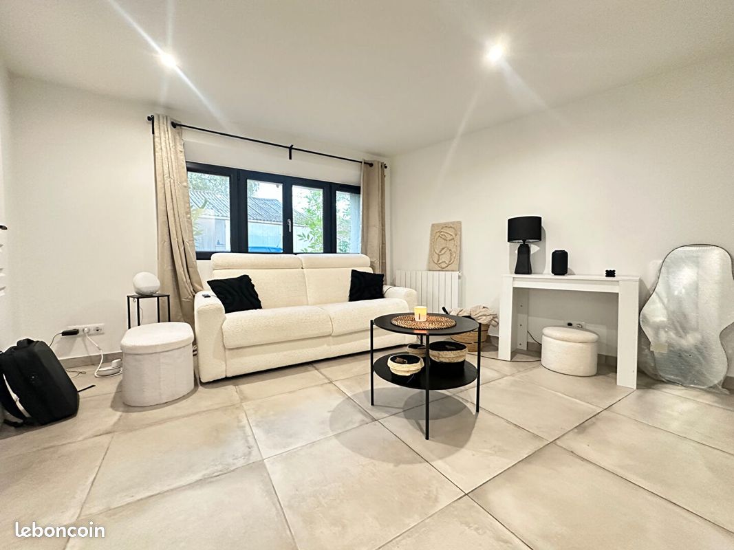 Appartement 1 pièce 31 m² · à Moissy-Cramayel · 31 m² · 758 €
