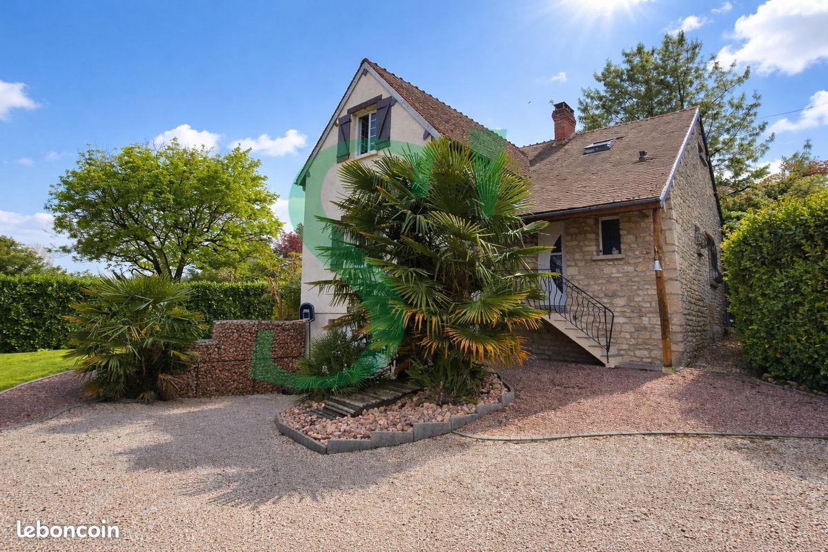 Maison 7 pièces 134 m² · à Chars · 134 m² · 383 000 €
