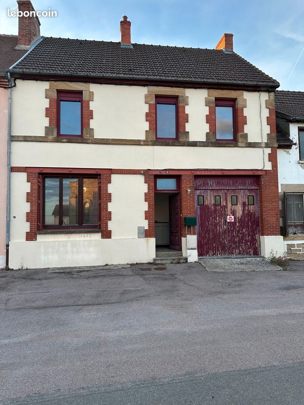 Maison 4 pièces 95 m² · à Tronget · 95 m² · 59 900 €