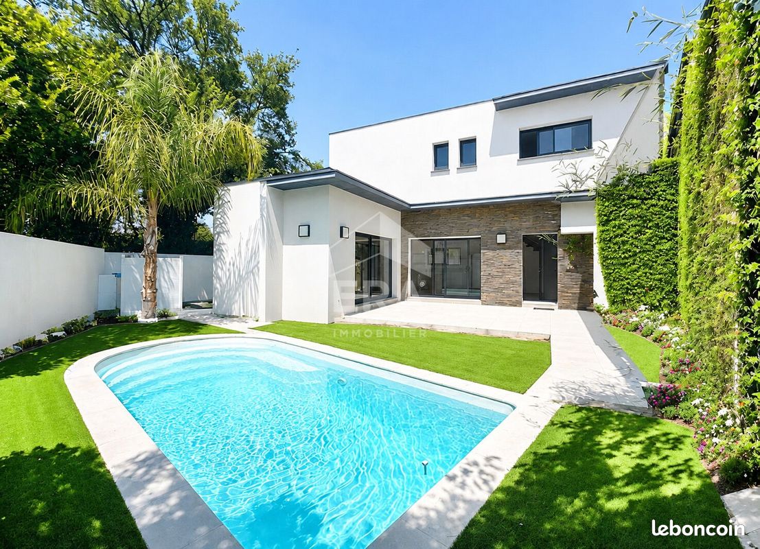 Maison 5 pièces 122 m² · à Perpignan · 122 m² · 598 000 €