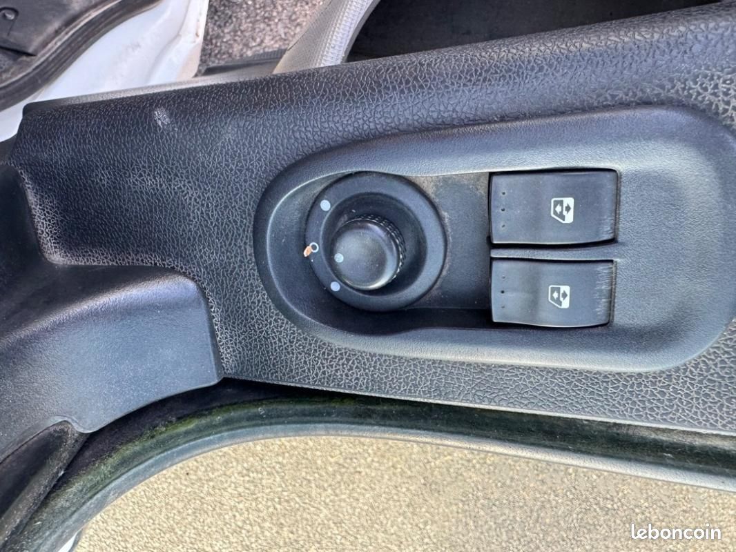 Renault Master CABINE APPROFONDIE CA L2H2 3.5t 2.3 dCi 125 E5 GRAND CONFORT (image 13)