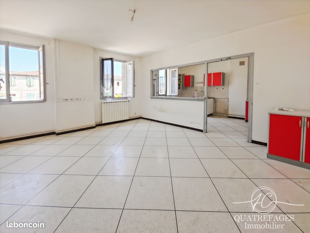 Appartement 4 pièces 109 m² · à Beaucaire · 109 m² · 130 000 €