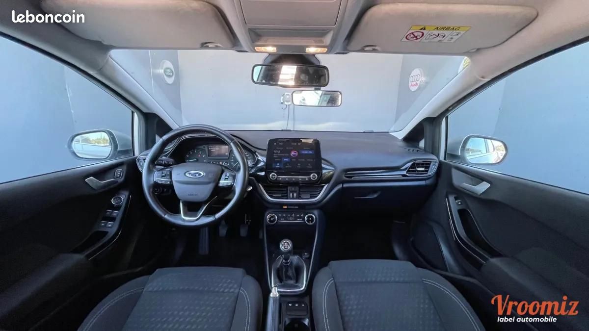 Ford Fiesta 1.0 SCTI 125 MHEV HYBRID TITANIUM (image 10)