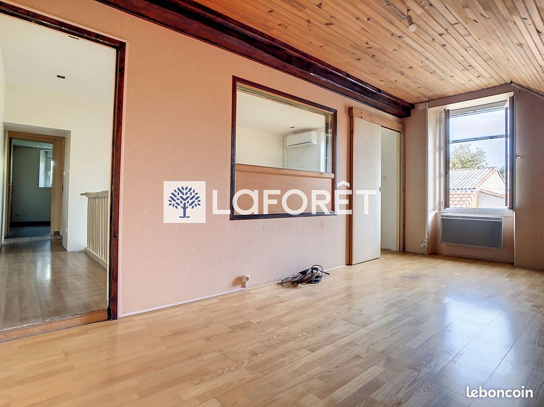 Maison 4 pièces 90 m² - Thouars 79100 (image principale 12)