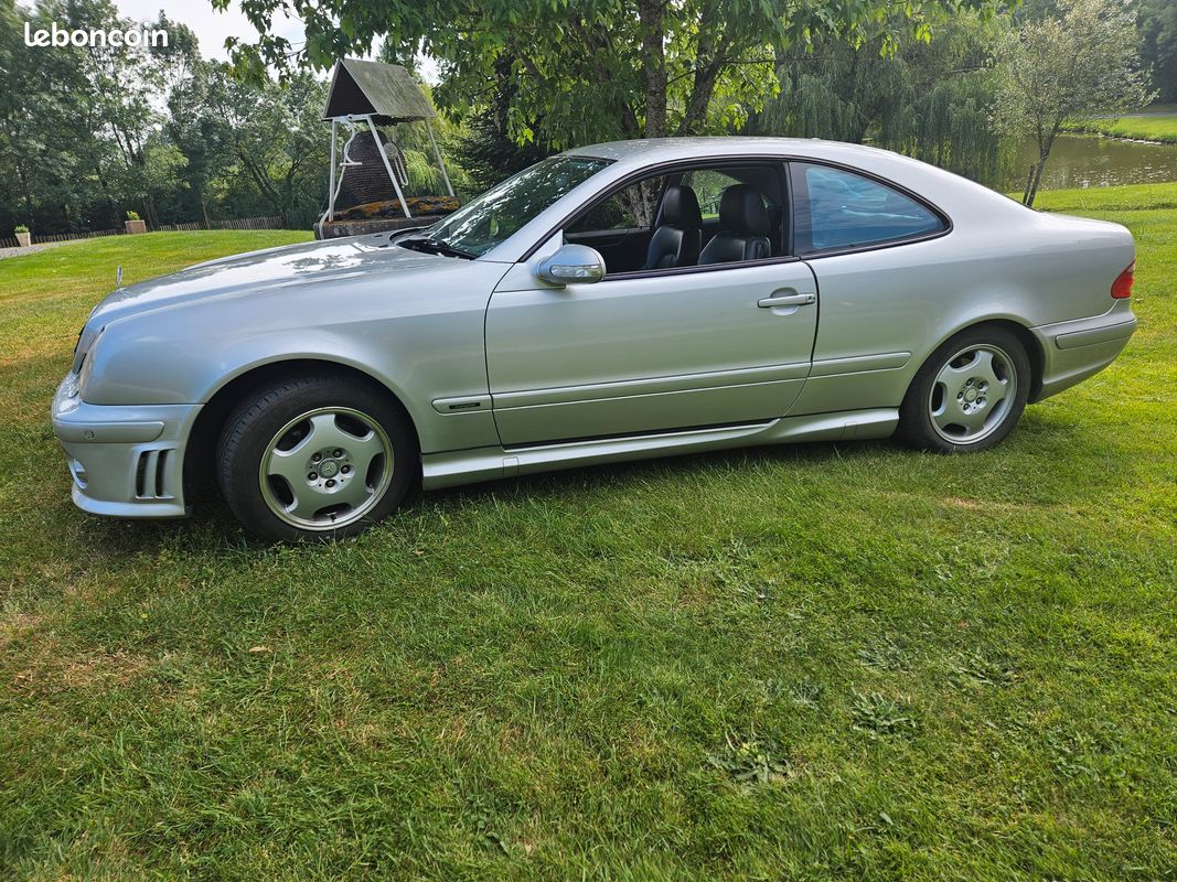 Voiture MERCEDES (image 1)