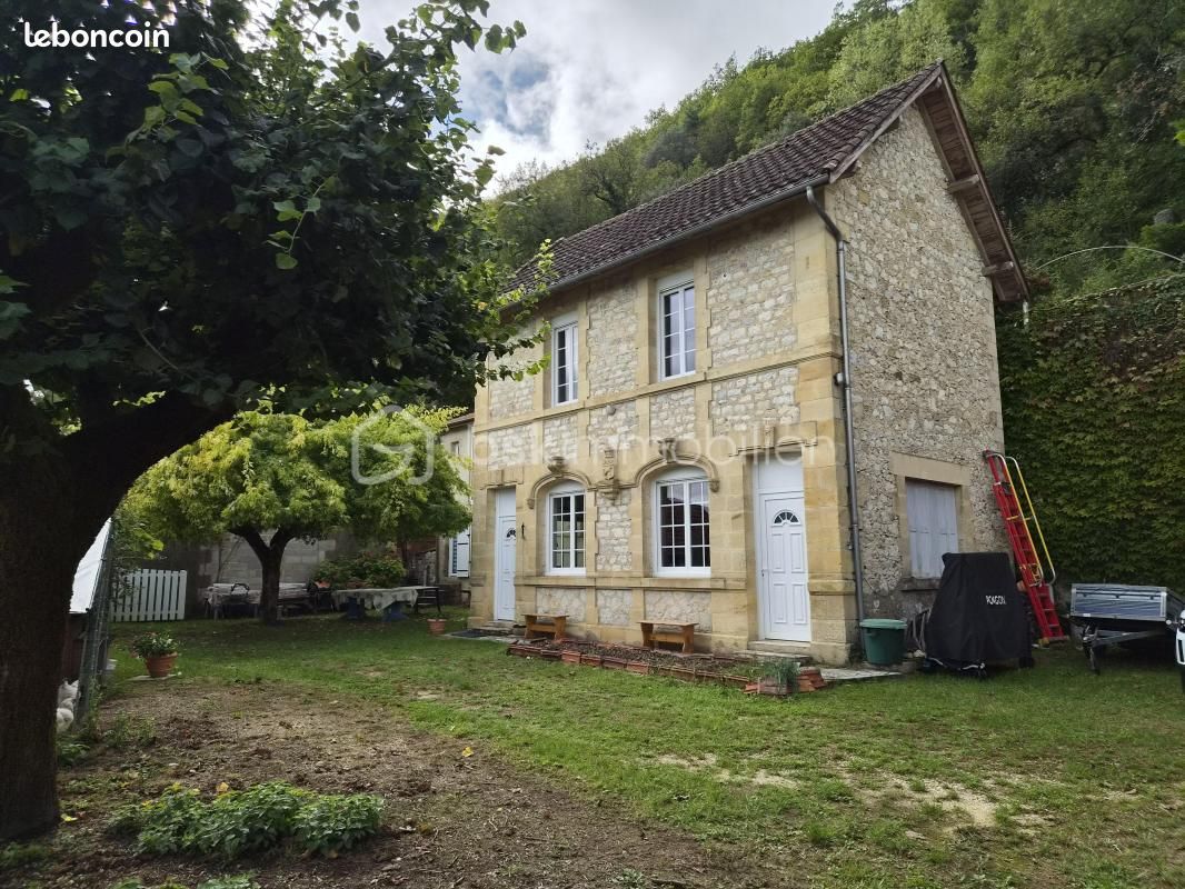 Maison 3 pièces 105 m² · à Saint-Cyprien · 105 m² · 160 000 €