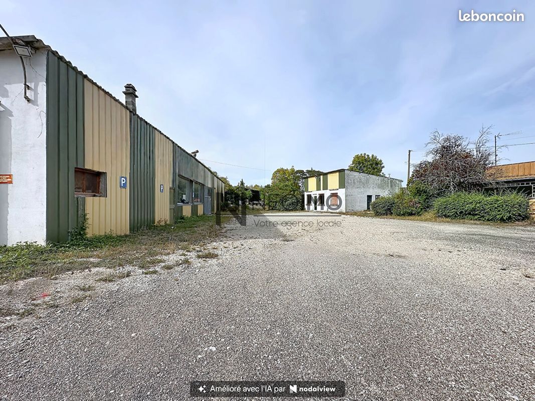 Immeuble 2 pièces 360 m² · à Neufchâteau · 360 m² · 44 500 €
