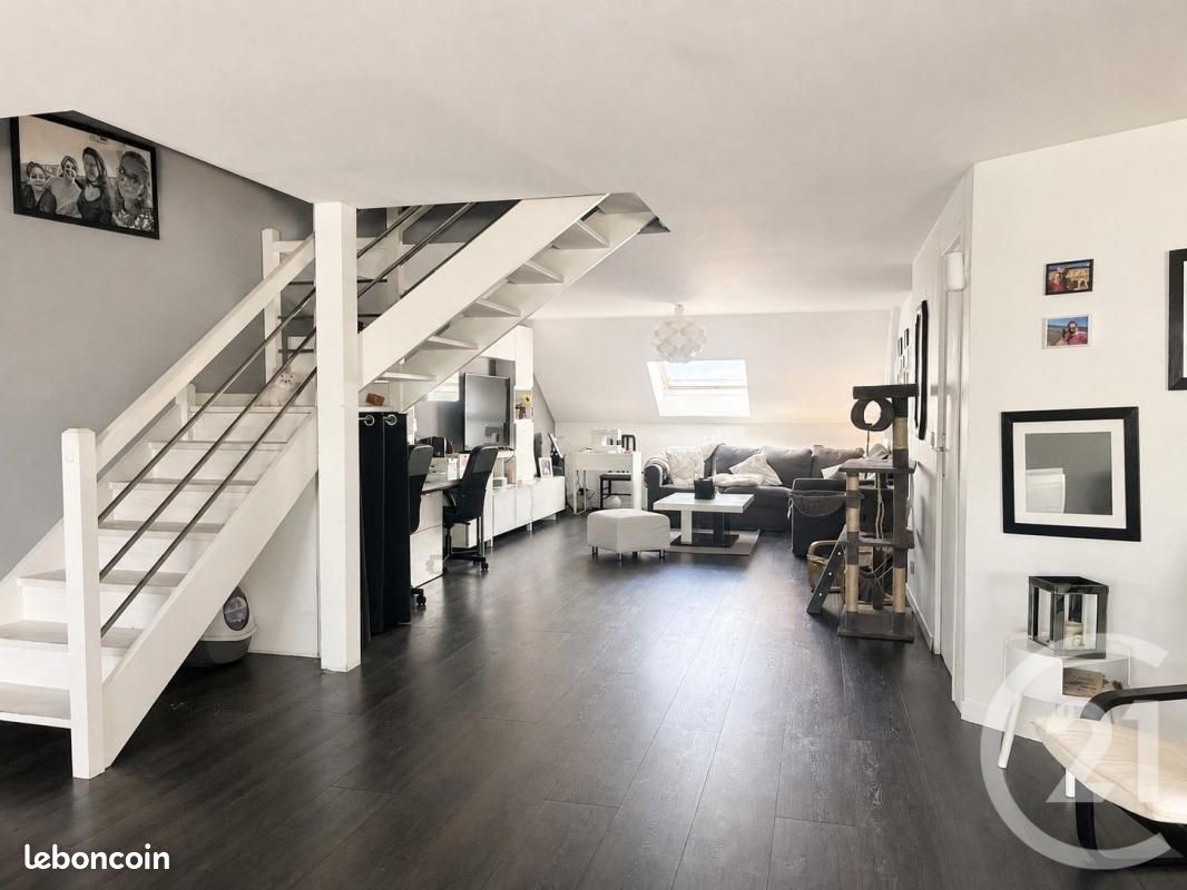 Appartement 7 pièces 114 m² · à Ézy-sur-Eure · 114 m² · 219 000 €