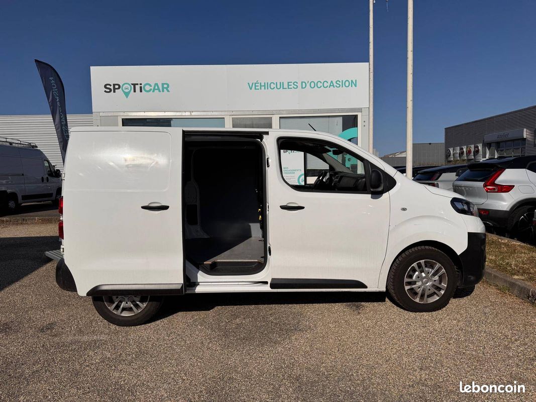Opel vivaro fgn l1 1.5 diesel 120 ch pack clim (image 4)