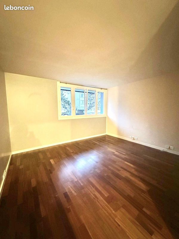 Appartement 2 pièces 54 m² · à Saint-Michel-sur-Orge · 54 m² · 1 000 €/mois