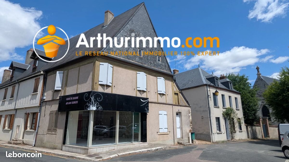 Maison 137 m² · à La Chapelle-d'Angillon · 137 m² · 69 900 €