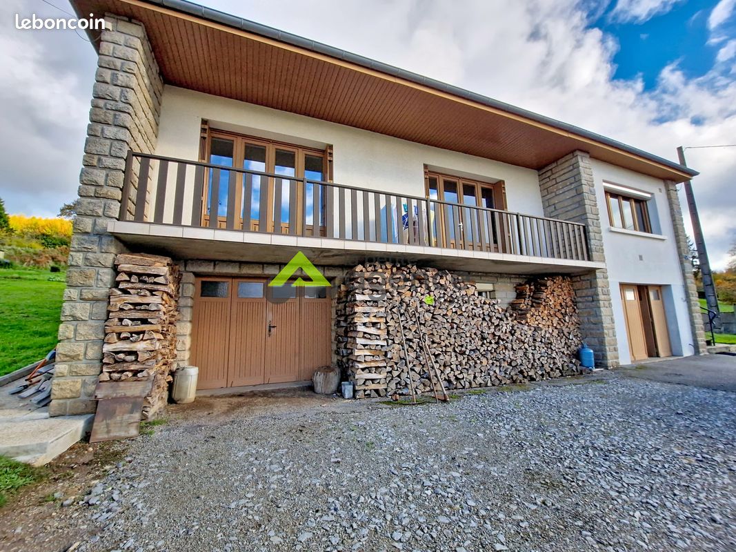 Maison 5 pièces 125 m² · à Bourganeuf · 125 m² · 139 500 €
