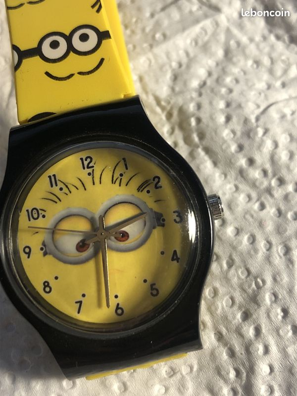 Montre Universal Studio thème Les Minions (image 1)
