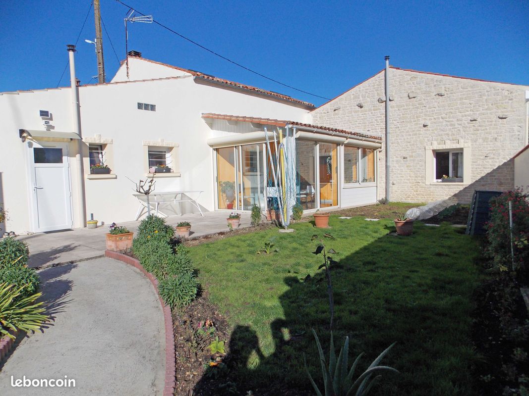 Maison 6 pièces 160 m² · à Marsais · 160 m² · 232 500 €