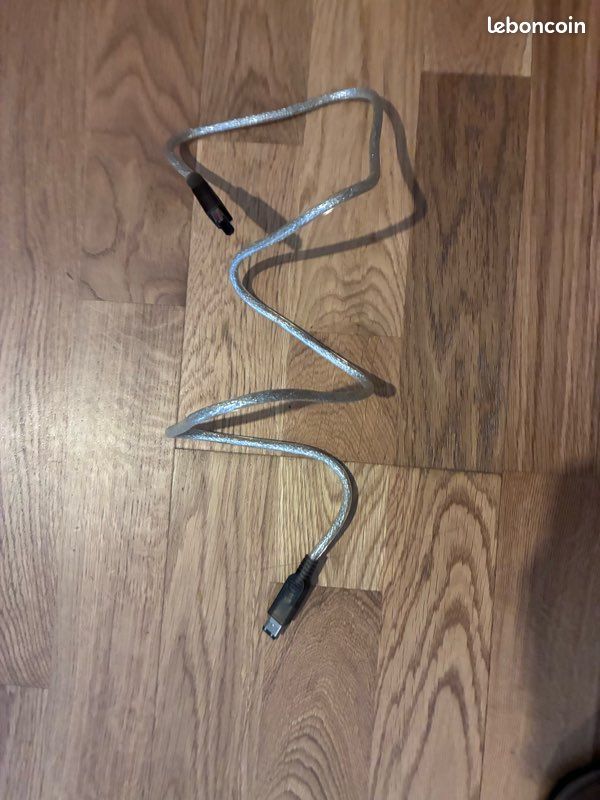 Câble firewire 1m (image 2)