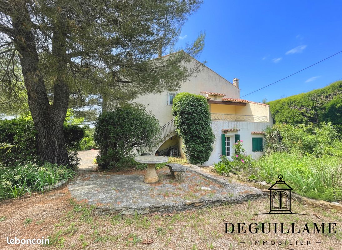 Appartement 7 pièces 150 m² · à Allauch · 150 m² · 884 000 €
