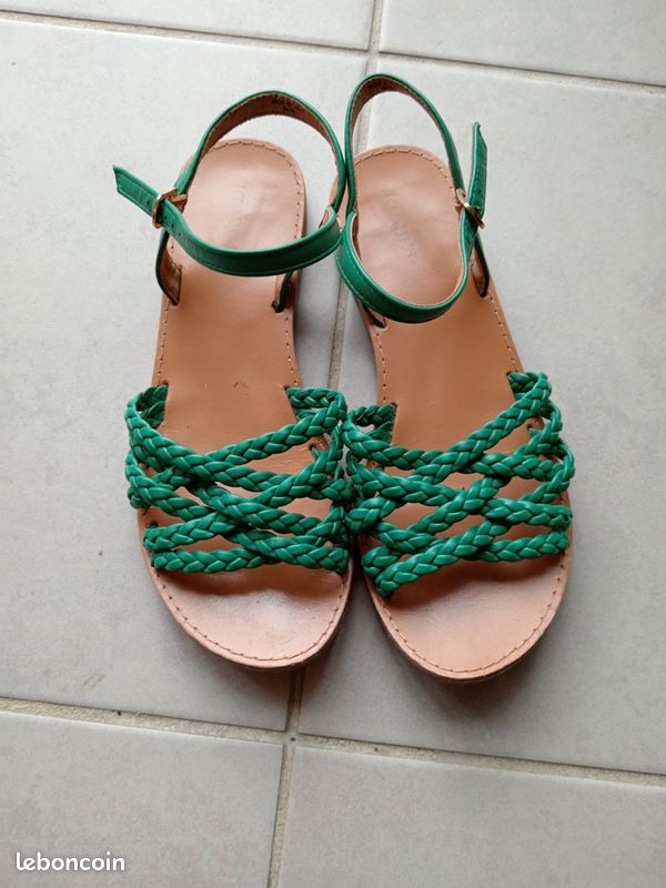 Nus pieds 37 (image 1)
