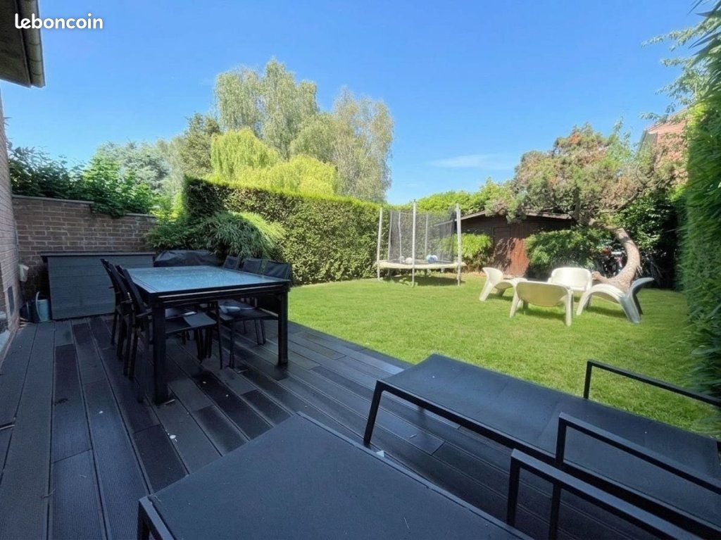 Maison 5 pièces 98 m² · à Wambrechies · 98 m² · 410 000 €