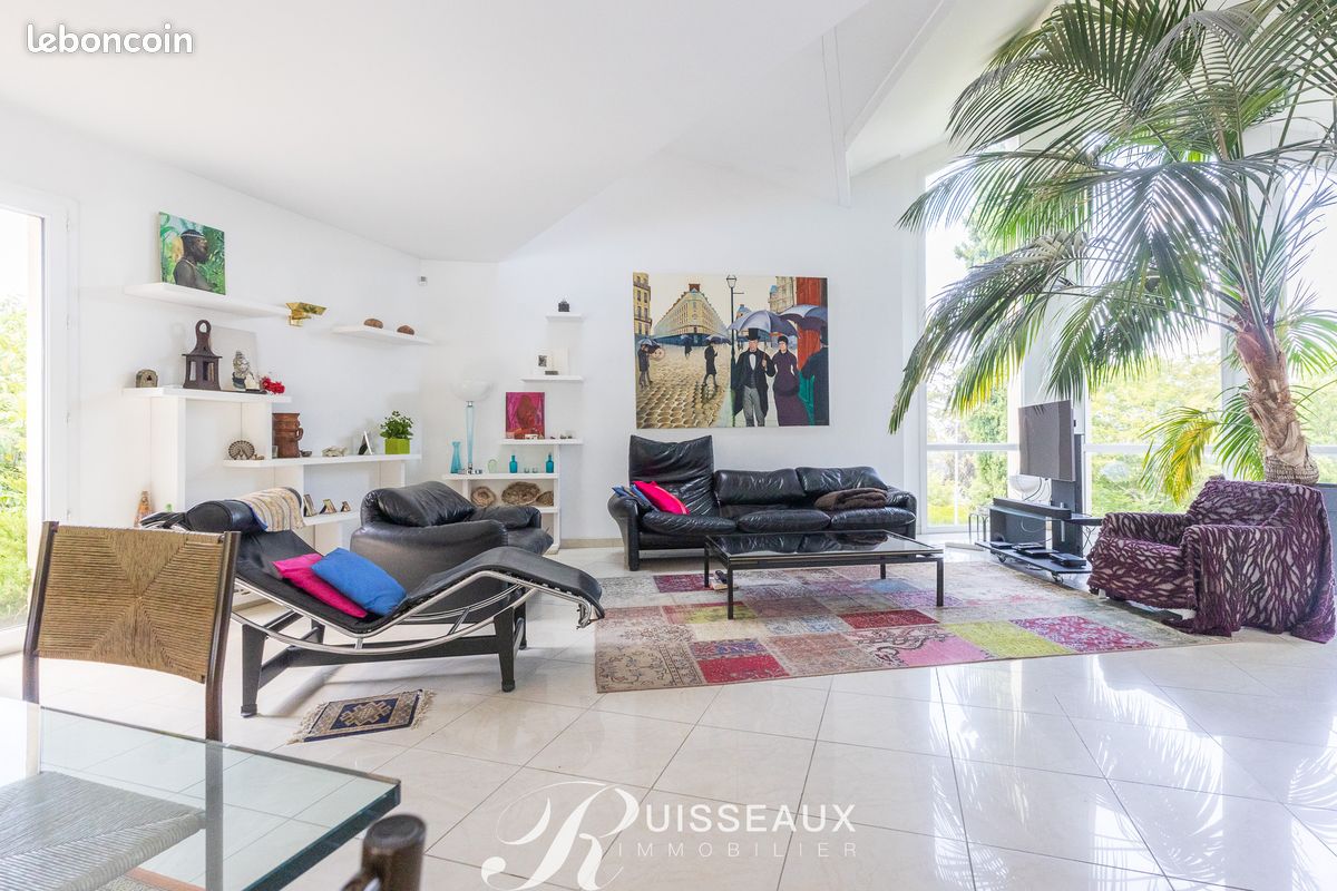 Propriété 8 pièces 219 m² (image 12)