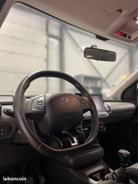 Citroen C4 CACTUS BLUEHDI 100CH S&S FEEL E6.D (image 5)