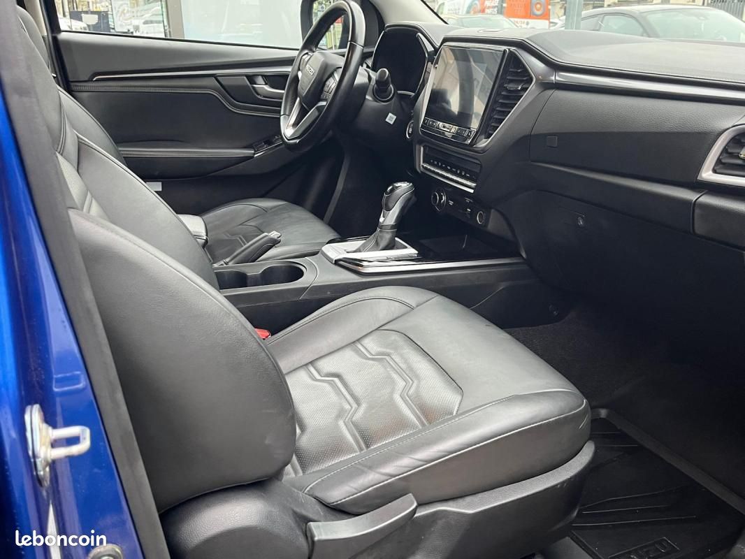Isuzu D-max 1.9 TD 163 DOUBLE CABINE XSERIES (image 10)