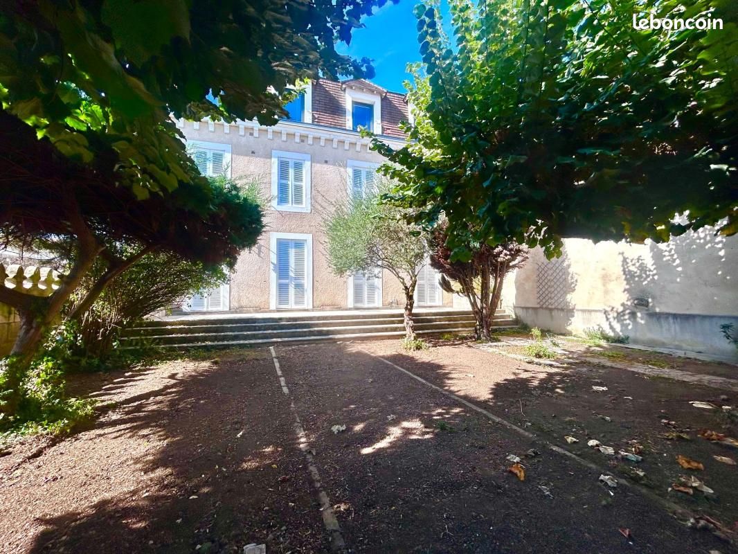 Maison 6 pièces 130 m² · à Périgueux · 130 m² · 1 318 €/mois