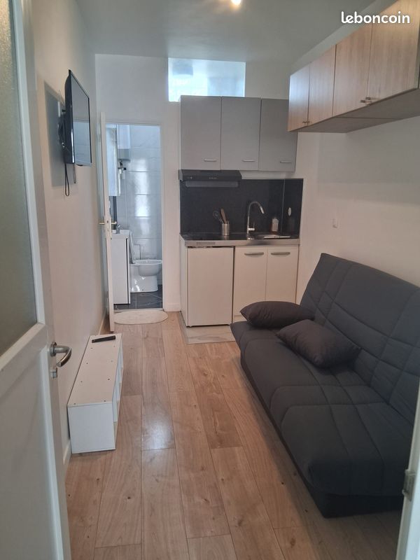 Appartement 1 pièce 15 m² · à Carrières-sous-Poissy · 15 m² · 650 €