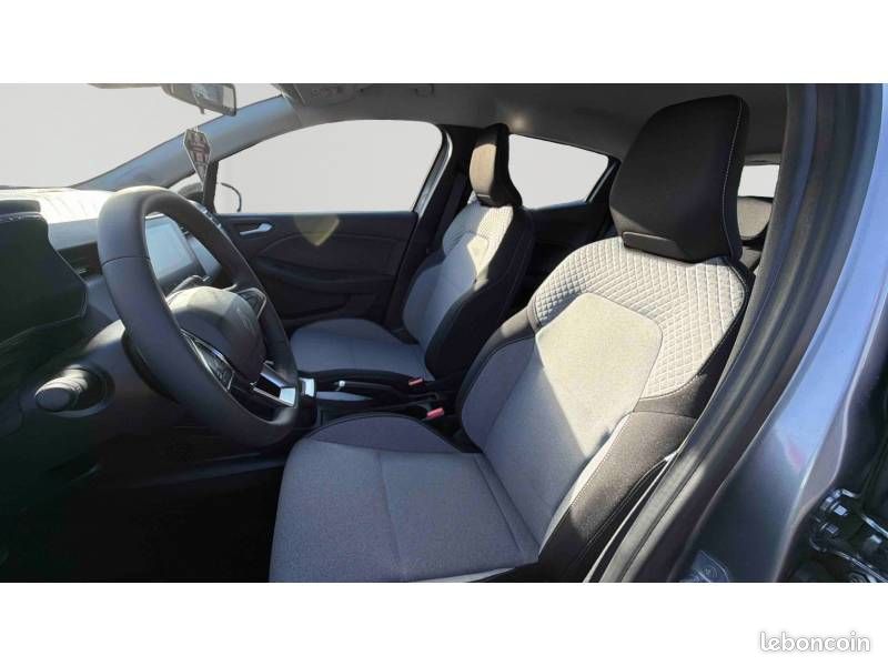 Renault Clio E-Tech full hybrid 145 ch GSR2 Evolution (image 14)
