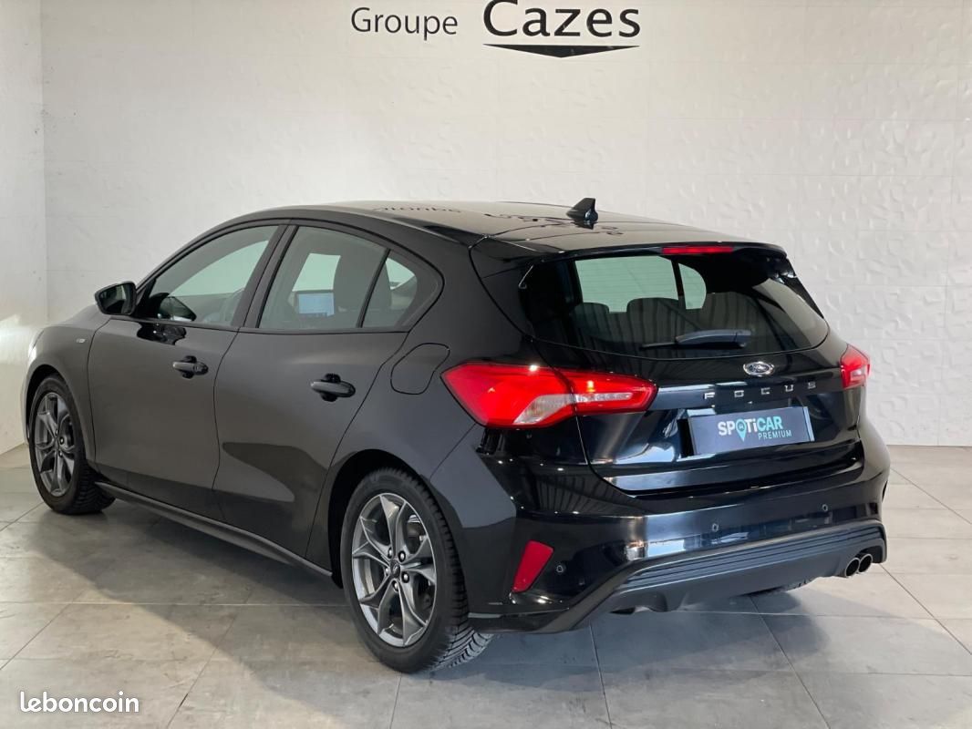 Ford Focus 1.0 EcoBoost 125 S&S ST Line (image 4)