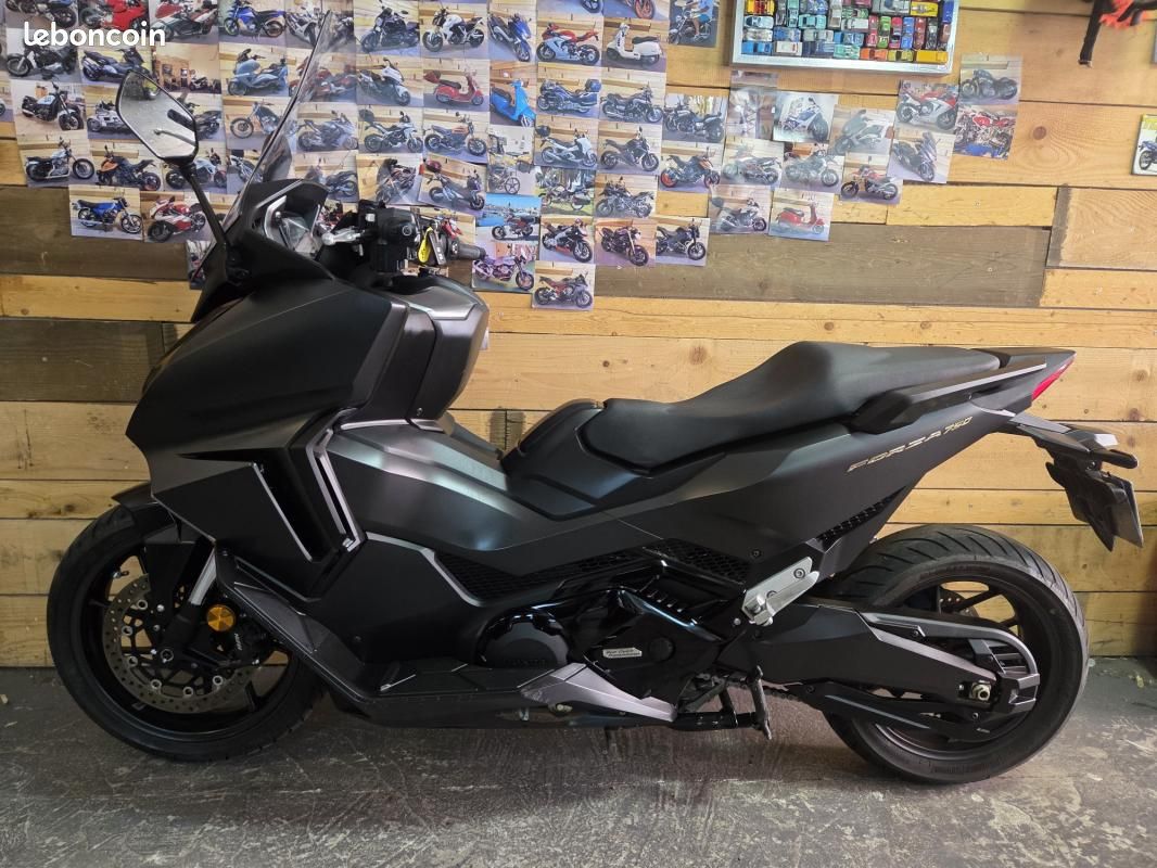 Honda NSS FORZA 750 Garantie constructeur (image 1)