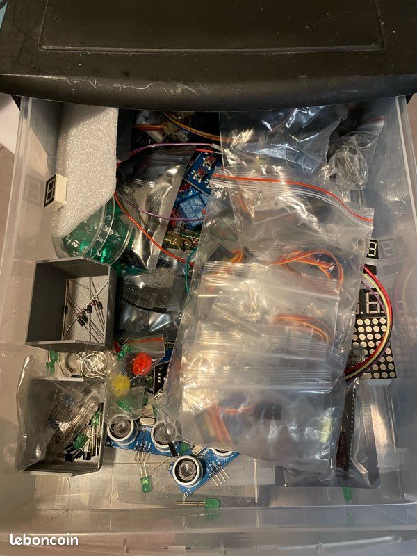 Lot électronique (image 2)