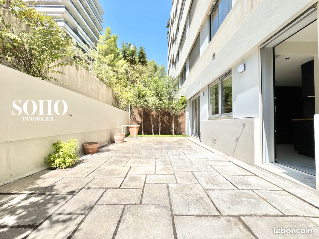 Appartement 4 pièces 120 m² · à Marseille · 120 m² · 2 990 €/mois