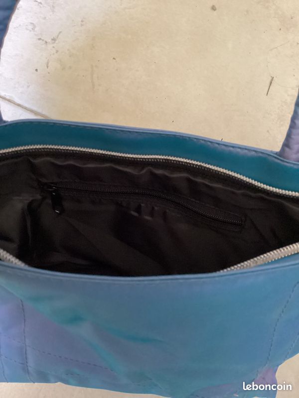 Pochette Bleue (image 4)