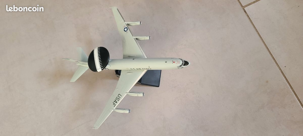SOCATEC - Maquette Avion E-3F AWACS Armée de l´Air, résine 1/100e (avec SOCATEC - Maquette Avion E-3F AWACS Armée de l´Air, résine 1/100e (avec