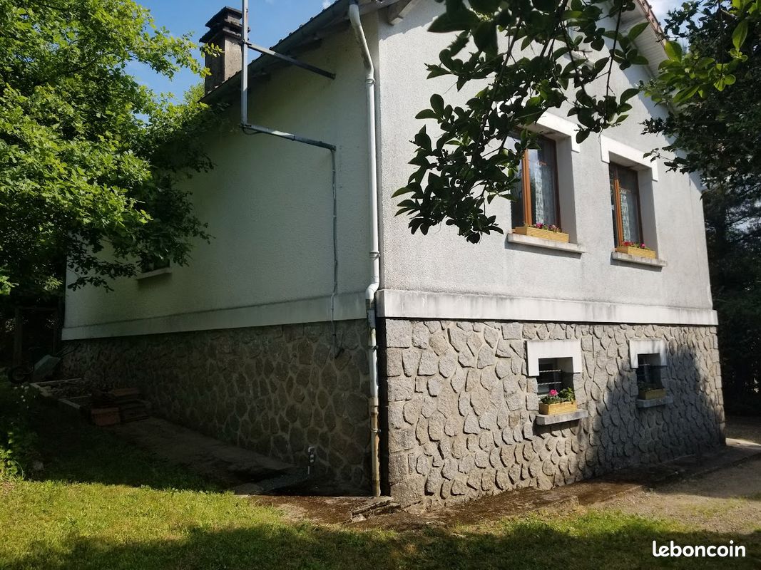 Maison 5 pièces 75 m² · à Bourganeuf · 75 m² · 61 500 €