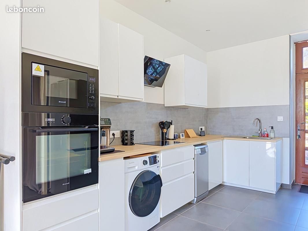 Maison 3 pièces 71 m² · à Saint-Symphorien-de-Marmagne · 71 m² · 110 000 €