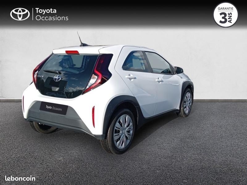Toyota Aygo X 1.0 VVT-i 72ch Dynamic MY23 (image 9)