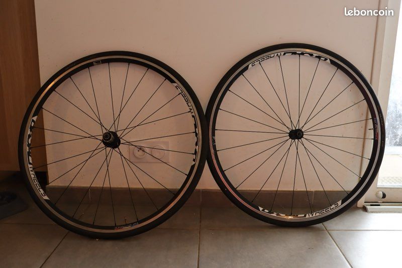 Vend Vélo de course Wilier triestina (image 4)