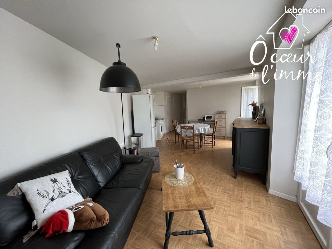 Appartement 3 pièces 55 m² · à Chemillé-en-Anjou · 55 m² · 410 €