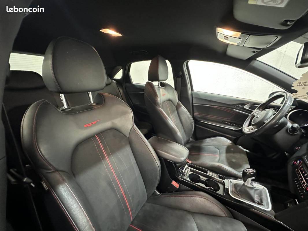 Kia CEED 1.6 T-GDi 204 ch ISG GT (image 27)