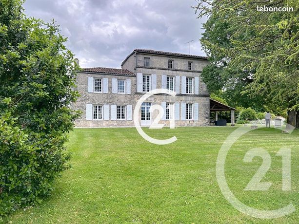 Maison 6 pièces 225 m²