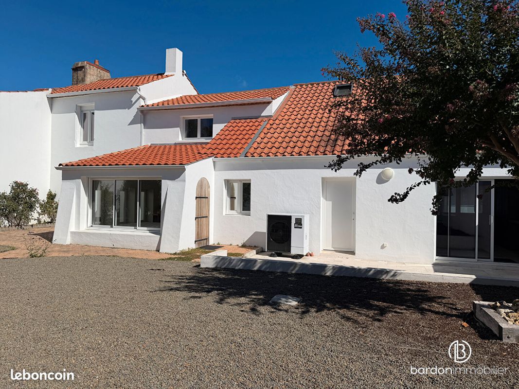 Maison 6 pièces 166 m² · à Challans · 166 m² · 1 700 €/mois